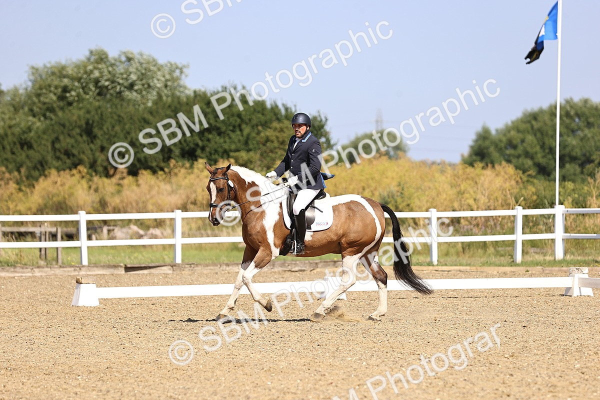 SBM_009315 - Novice 5 - 9.50-10.53