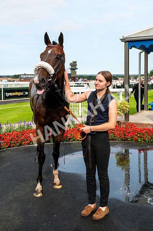 300724-Race 6-Bell Shot-0817 - Race 6