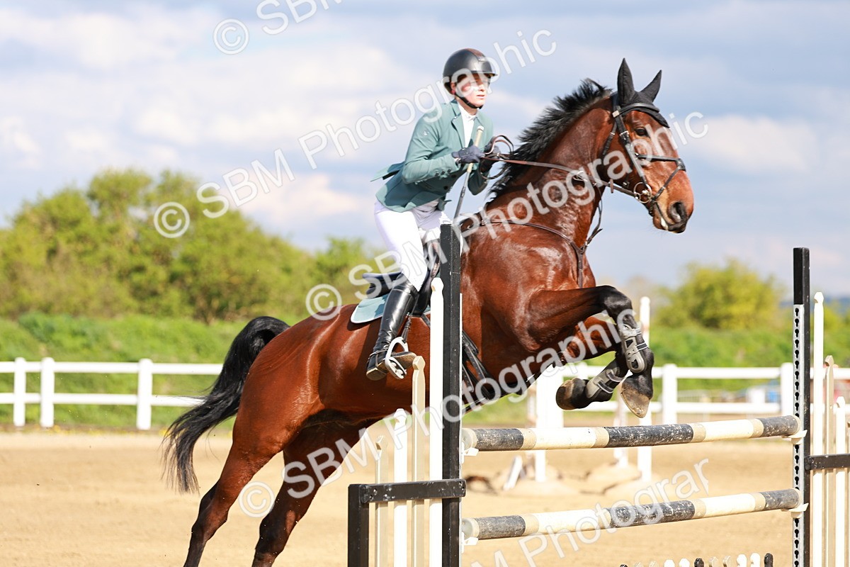 SBM_002460 - Class 5 - Senior Foxhunter - 1.20m