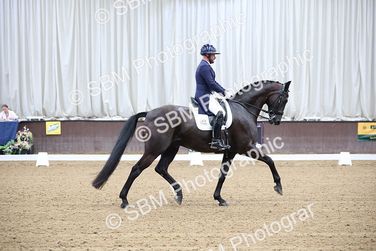 SBM_004303 - Class 9 - FEI Inter 1 Gold - 15.55-16.43