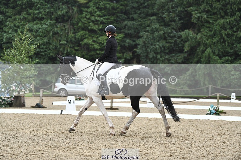 240720-113354-04326 - 123-Michelle_Wallis-Alvescot_Winning_Mood