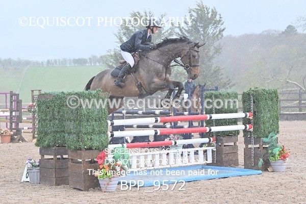 BPP_9572 - CLASS 6 Senior Foxhunter/ 1.20m Open