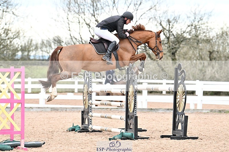 250112-143300-01663 - Cls 21 Foxhunter and 1.20m Open