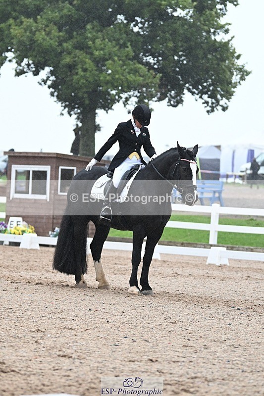 250907-142428-09282 - 021-Francesca.TurnerAlbie