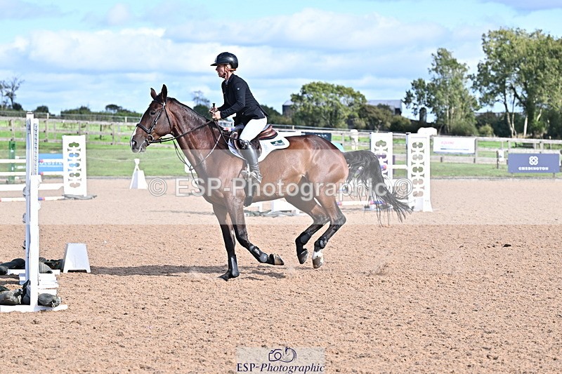 260923B-151526-00932 - Cls 06 Snr Fox & 1.20m Open