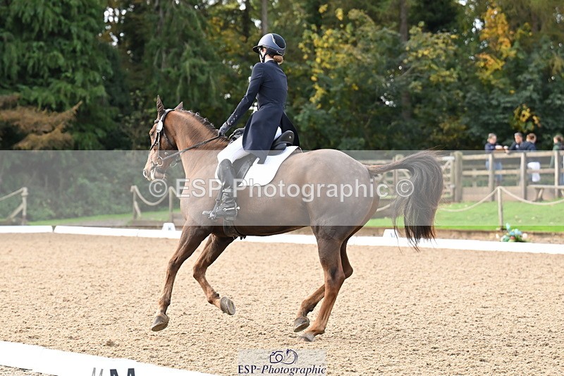 251023A-095320-01357 - B-124-Sophie.Lamb