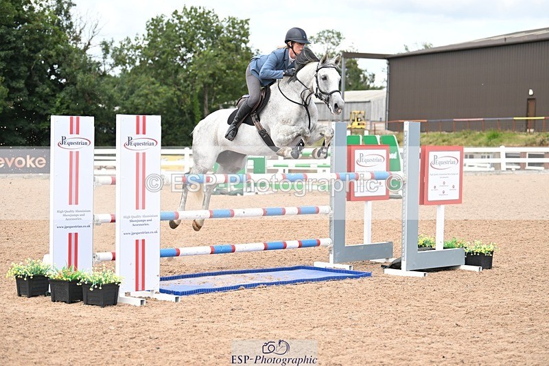 250723-154910-01232 - Cls 6 Foxhunter and 1.20m