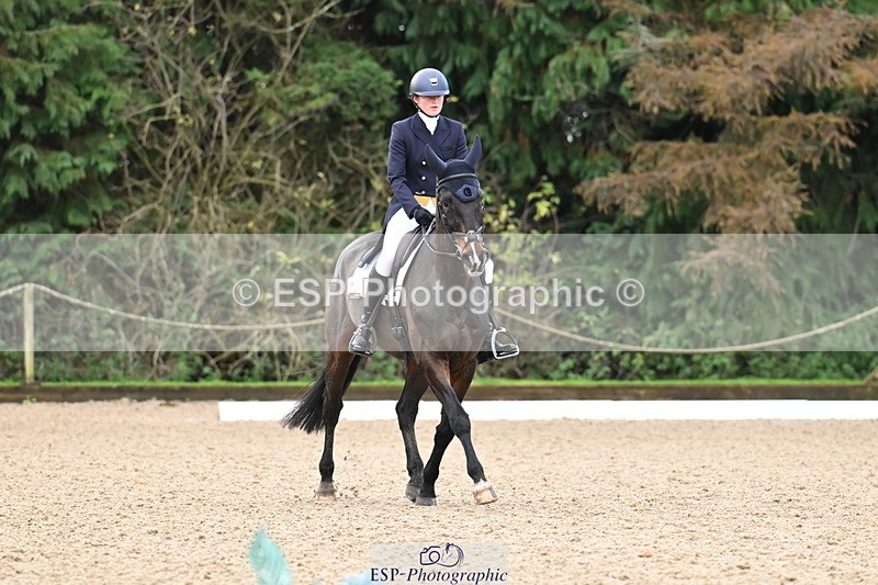 251023A-100430-01404 - B-126-Catherine.Van.Randwyck