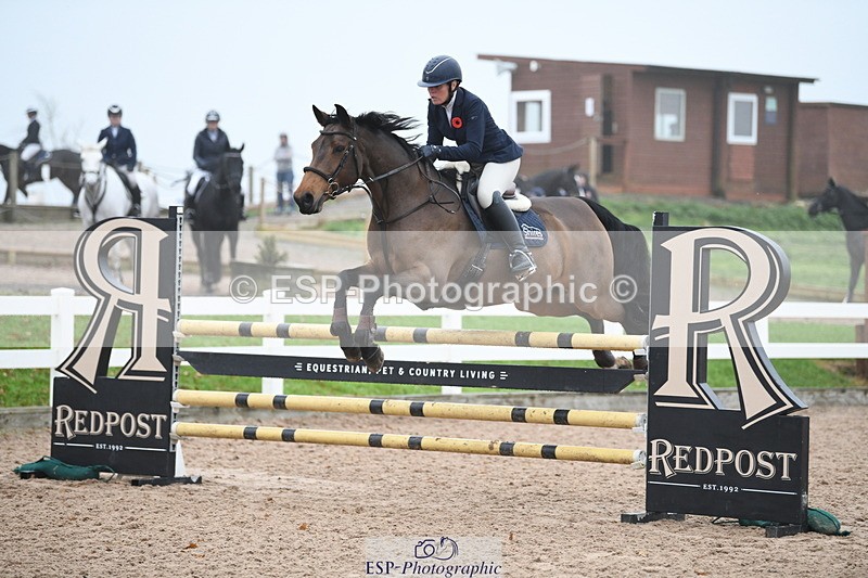 241103A-112657-07796 - SUN Cls 21 Snr Newcomers and 1.10m Open