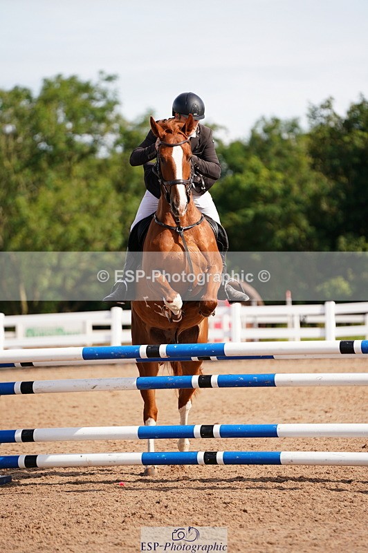 240804A-094512-09929 - Cls 48 Snr Discovery and 1m Open