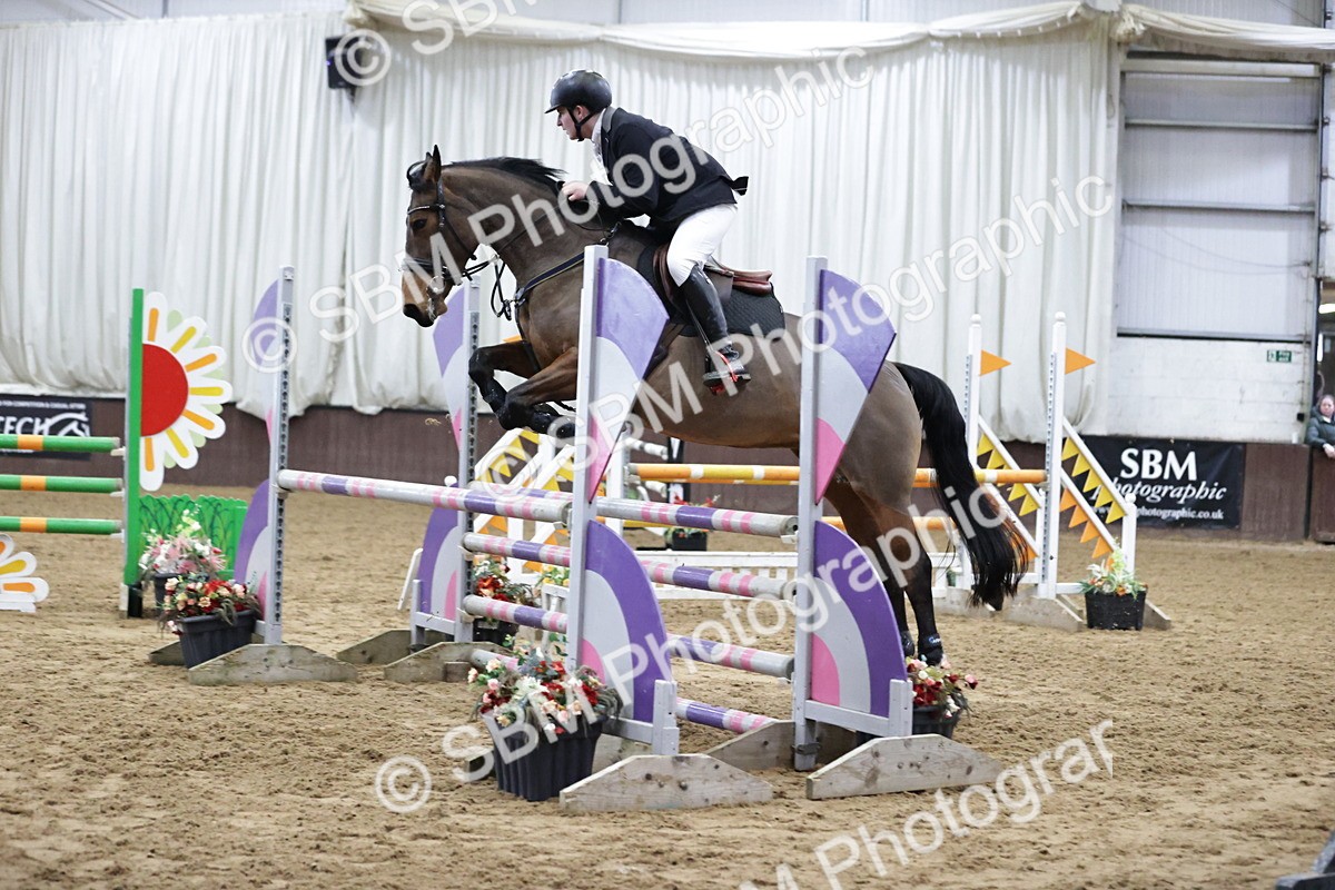 SBM_000983 - Class 3 - Nupafeed Supplements Senior Discovery/ 1m Open