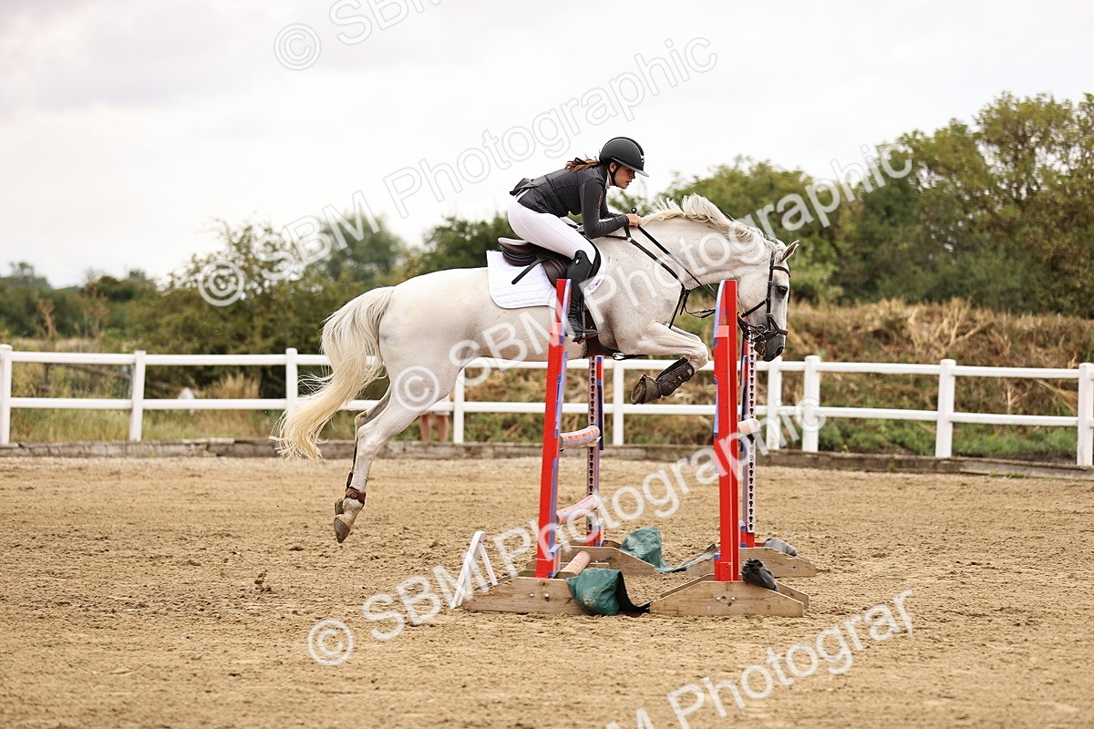 SBM_026300 - Class 12 - Amateur Championship Qualifier 1.05m