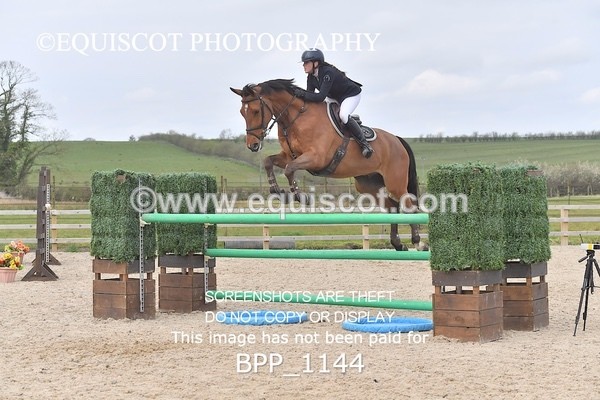 BPP_1144 - CLASS 7 Senior Foxhunter/ 1.20m Open