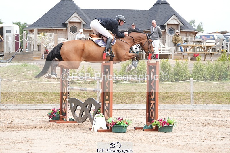 250718-112439-10001 - Cls 2, 3 Star Small Tour Break til End