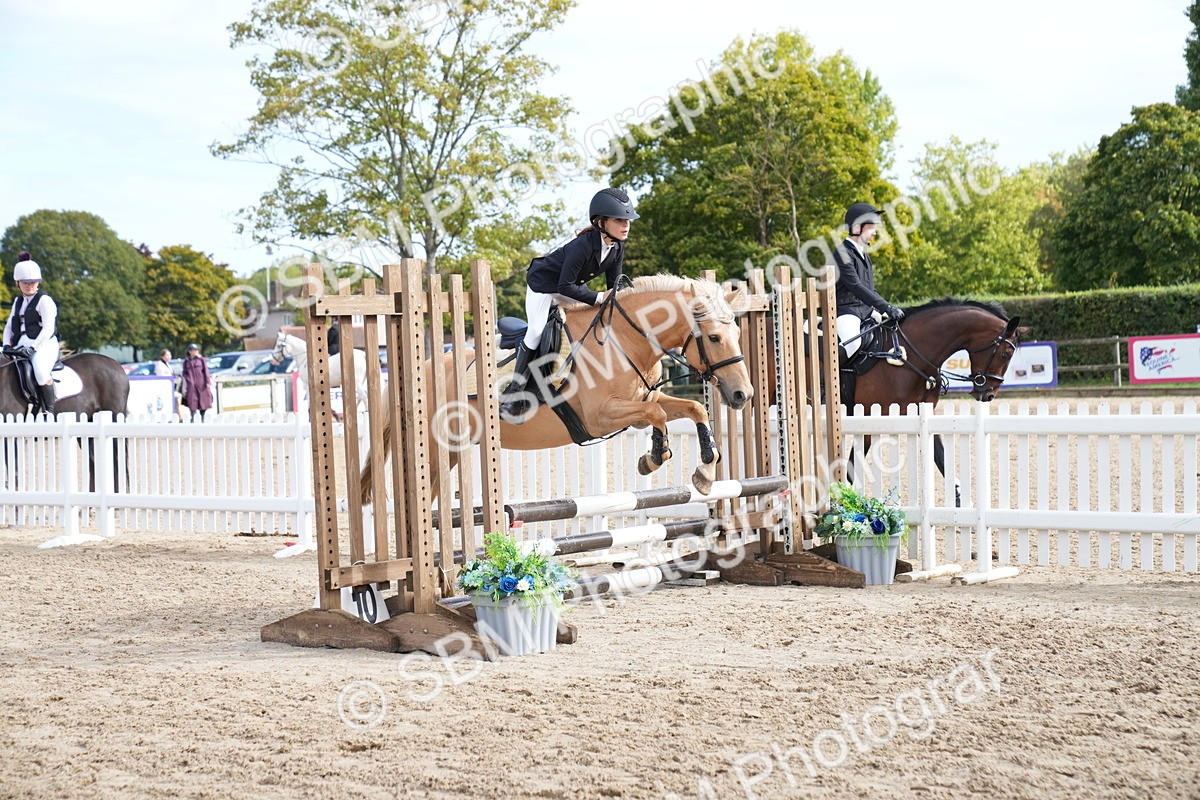 SBM_03282_J55 Clear Round 60cm - Christina Spiteri
