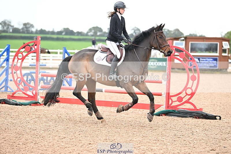 241023A-111655-00502 - Cls 1 British Novice and 90cm Open