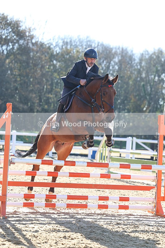 3E7A5475 - Class 4: Senior British Novice/90cm open