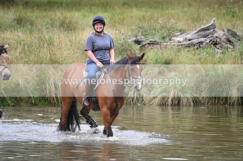 WJ7_2293 - Time at Water 11:14 to 11:36
