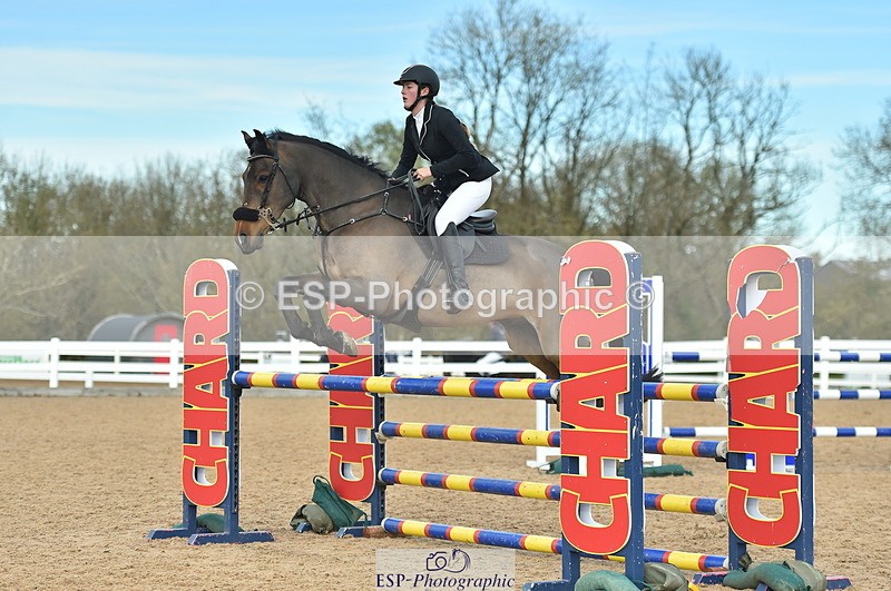 231111A-122516-01836 - Cls 12 Newcomers & 1.10m Open