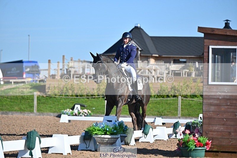 250406-093709-11938 - 023-Davy Harvey-Diamond Blue