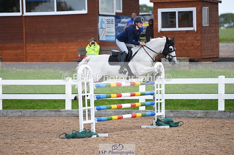 230715A-154640-01700 - Cls 8 1.20m 148cm Restricted Open