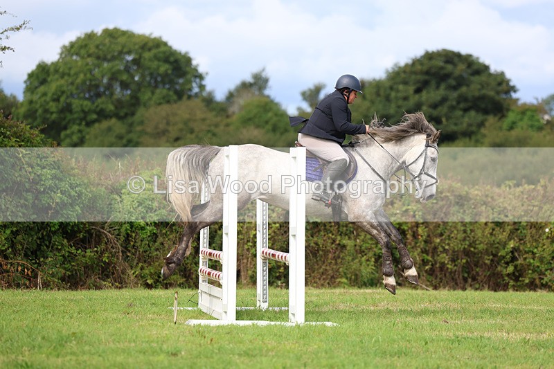 3E7A5796 - Class 2: 70cm Juniors and Seniors