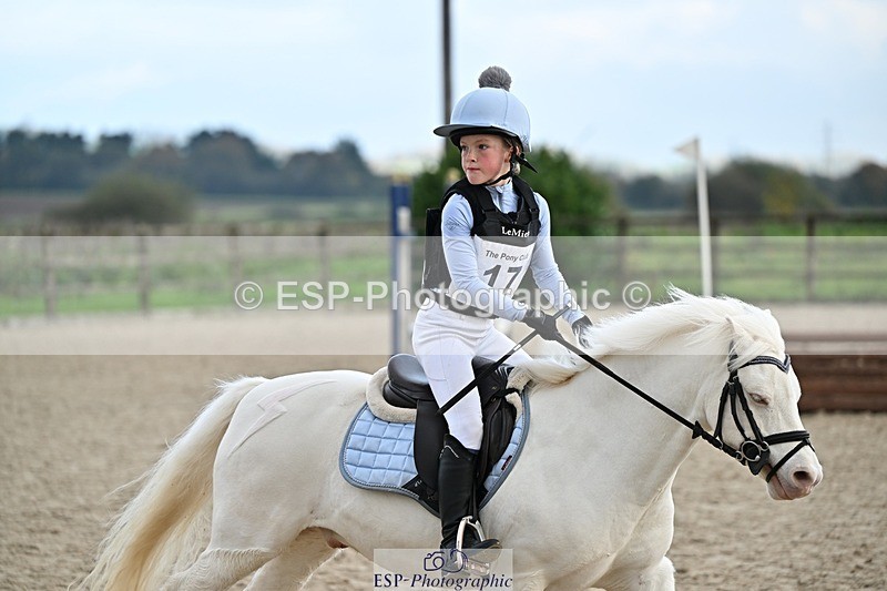 241110-133527-00883 - 60-65cm Arena Eventing