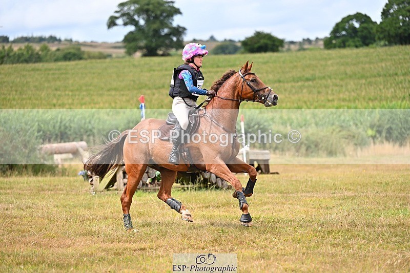 250803A-151157-15935 - P-706-Tichy.Sanders-A.MOMENT.IN.TIME