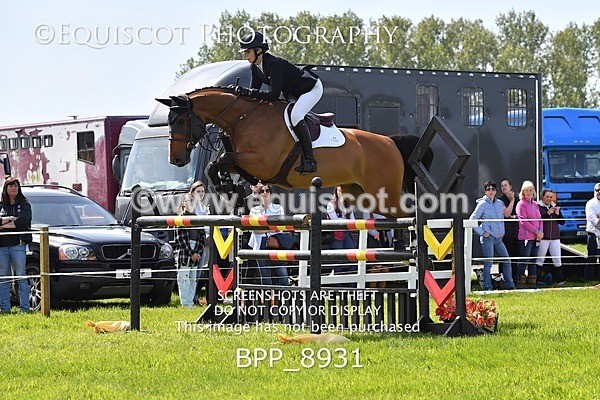 BPP_8931 - CLASS 3 The RHS Andrew Hamilton Coach Novice Qualifier (1.20m)