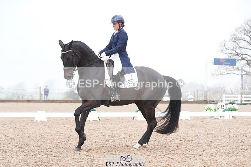 250404-102346-04289 - 003-Abbie.Newbury-Seagry.Firstamour