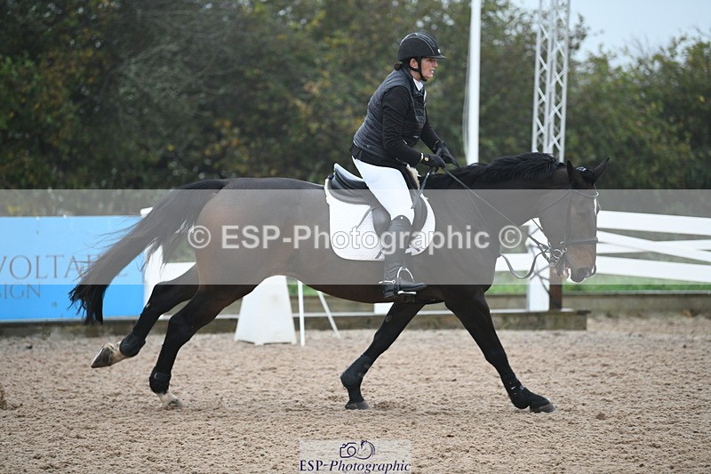 241103A-113046-07814 - SUN Cls 21 Snr Newcomers and 1.10m Open