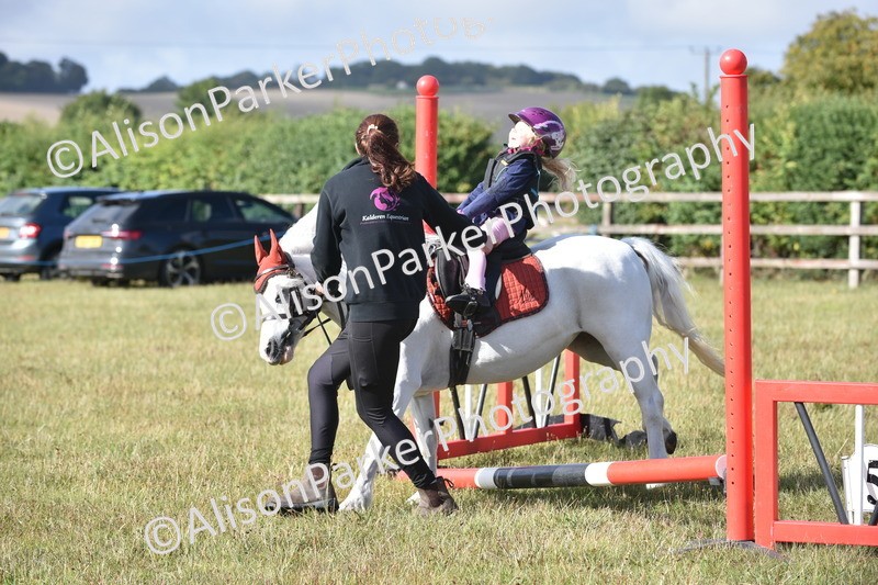 20250831-0350 - Class 6 - Minimus Jumping 30cm