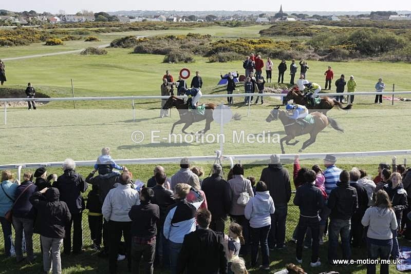 Race 4 14 - Gsy Race Finish Line 03/05/10