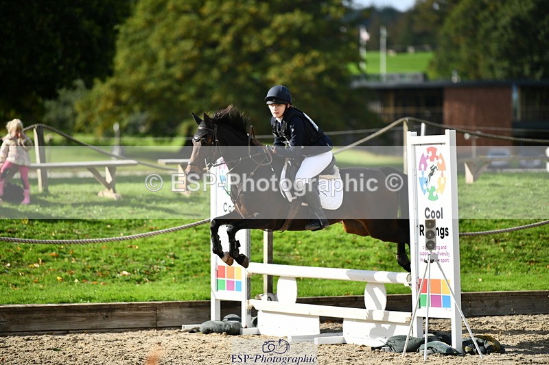 251004A-151922-01784 - Classes 8 & 9 70cm