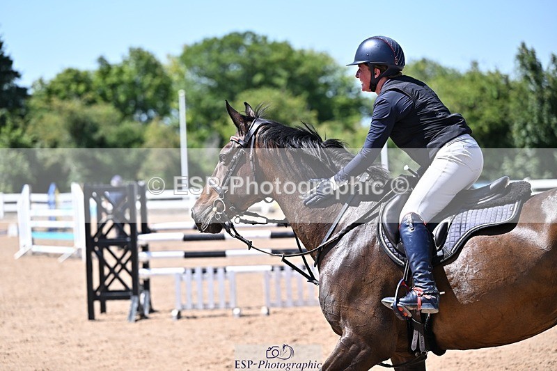 250712-121226-00538 - Cls 10 1.05m Amateur Qualifier
