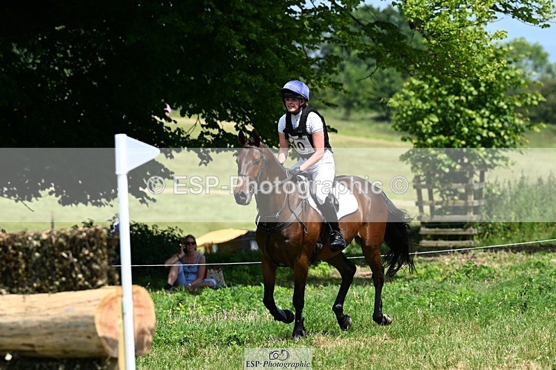 240629X-113520-0508 - 010-Georgie_Selley-VICARSTOWN_VICTOR