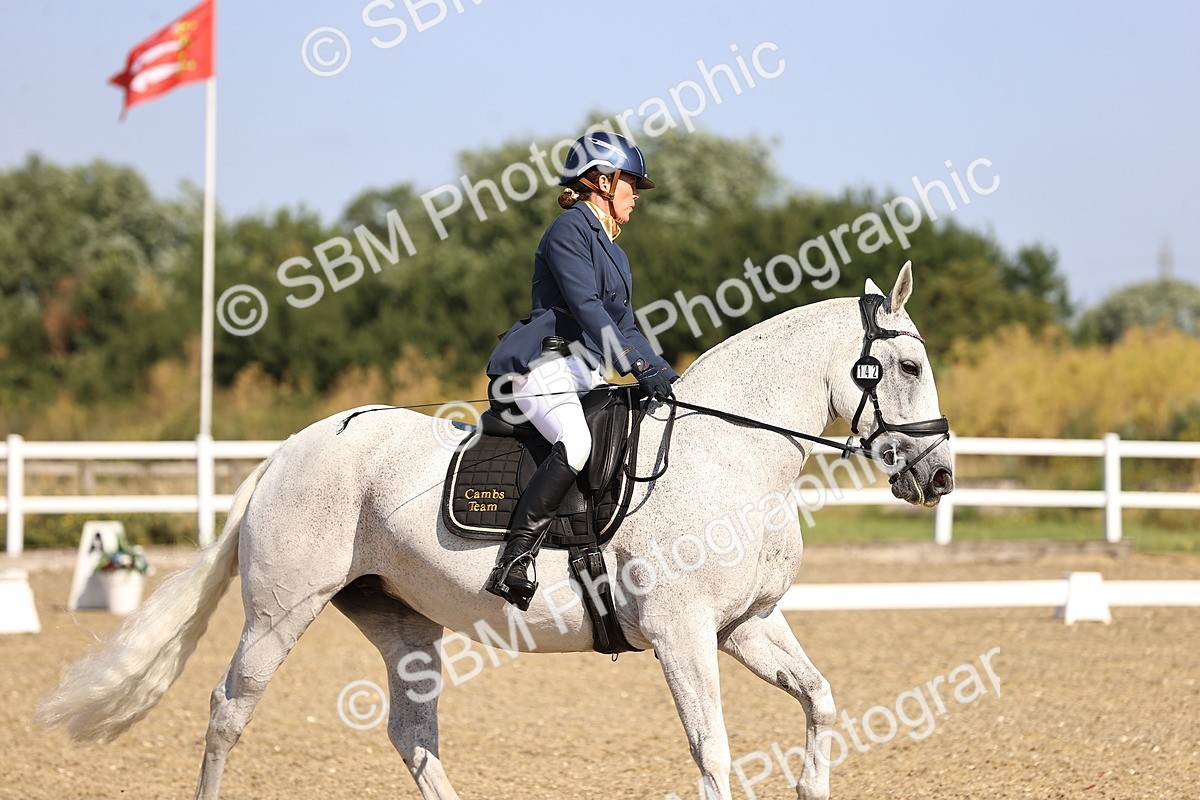 SBM_008700 - Novice 5 - 08.30-9.33