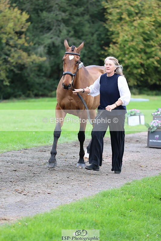 251026A-112820-25457 - G-570-Samantha.Garness