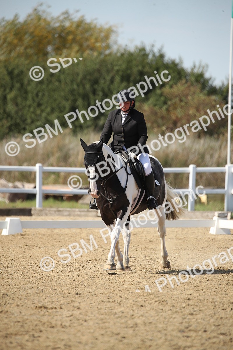 SBM_005865 - Class 11 - Novice 5 - 13.19-14.22