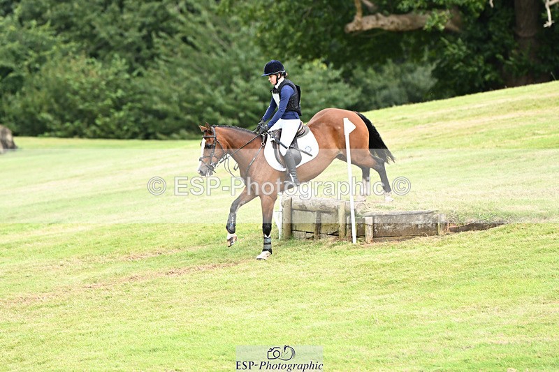 240825X-161644-36712 - 80cm XC 15.30 to 16.30