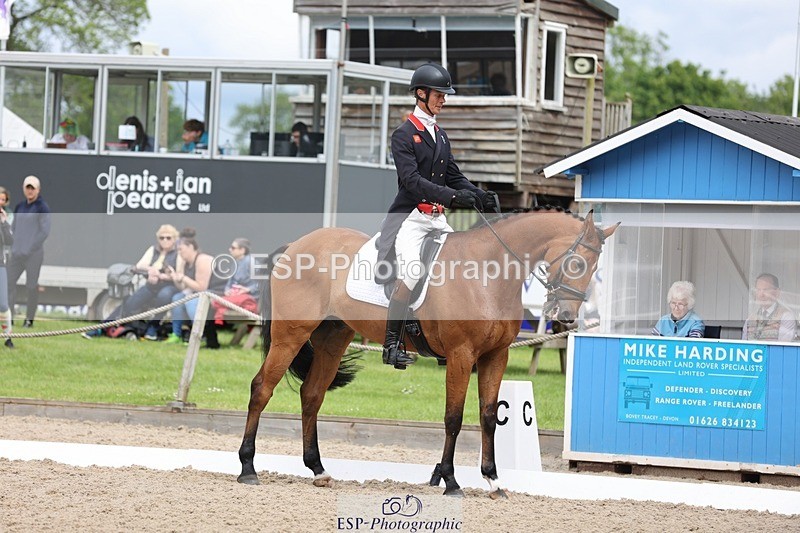 240524-104320-07486 - 264-BLS_ABSOLUTELY-William_Fox-Pitt