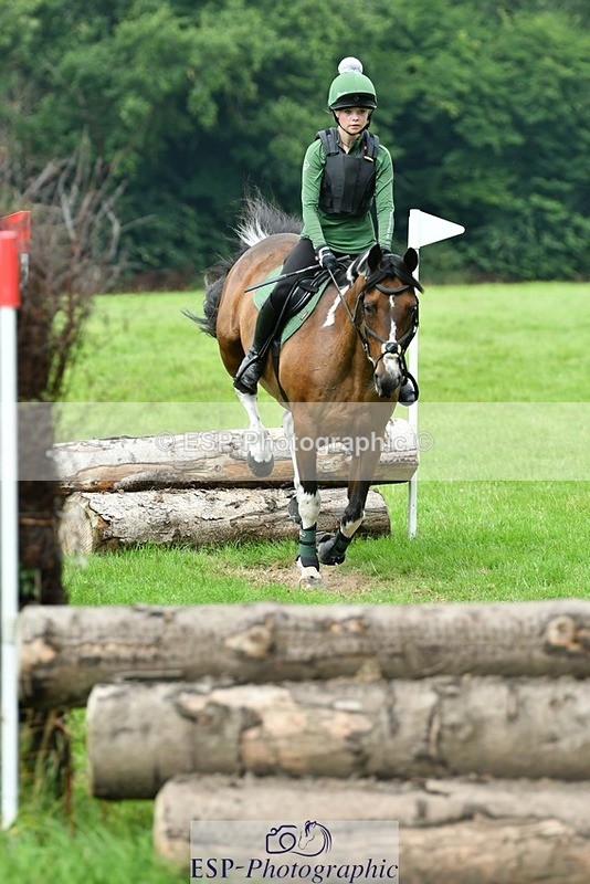 230817-125219-00743 - Theo's 1st Group - XC