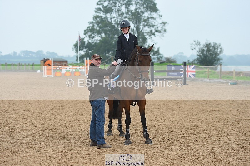 230916A-161304-05558 - Cls 18 Snr 95cm Derby