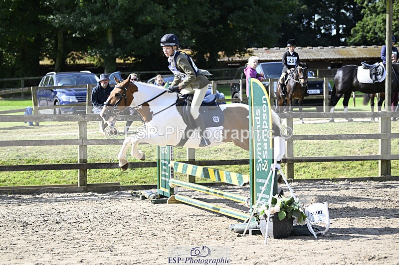 240823X-100725-15065 - 60cm R2 9.30 to 11.00