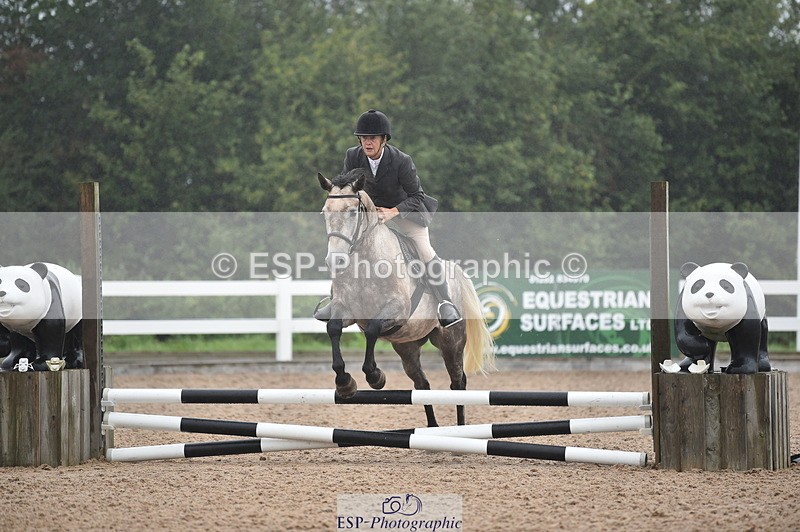 220829A-145906-00010 - Clear Round & 60cm  1a - 1b