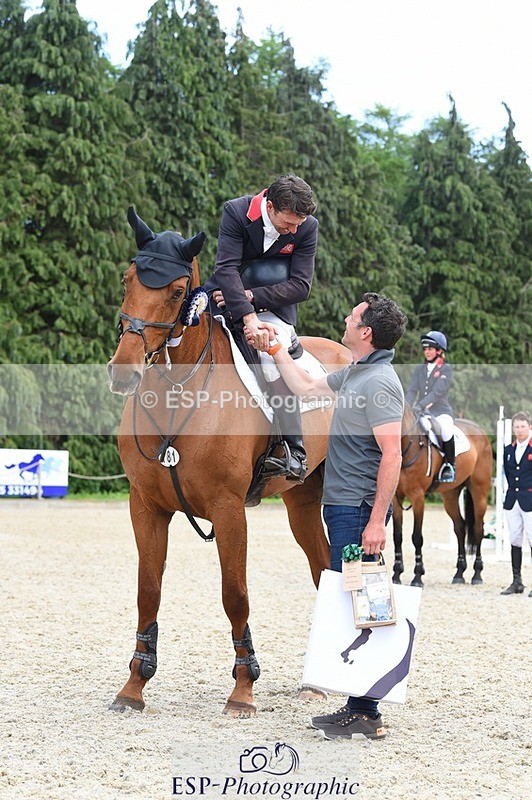 230528-155932-19234 - 2* Presentations