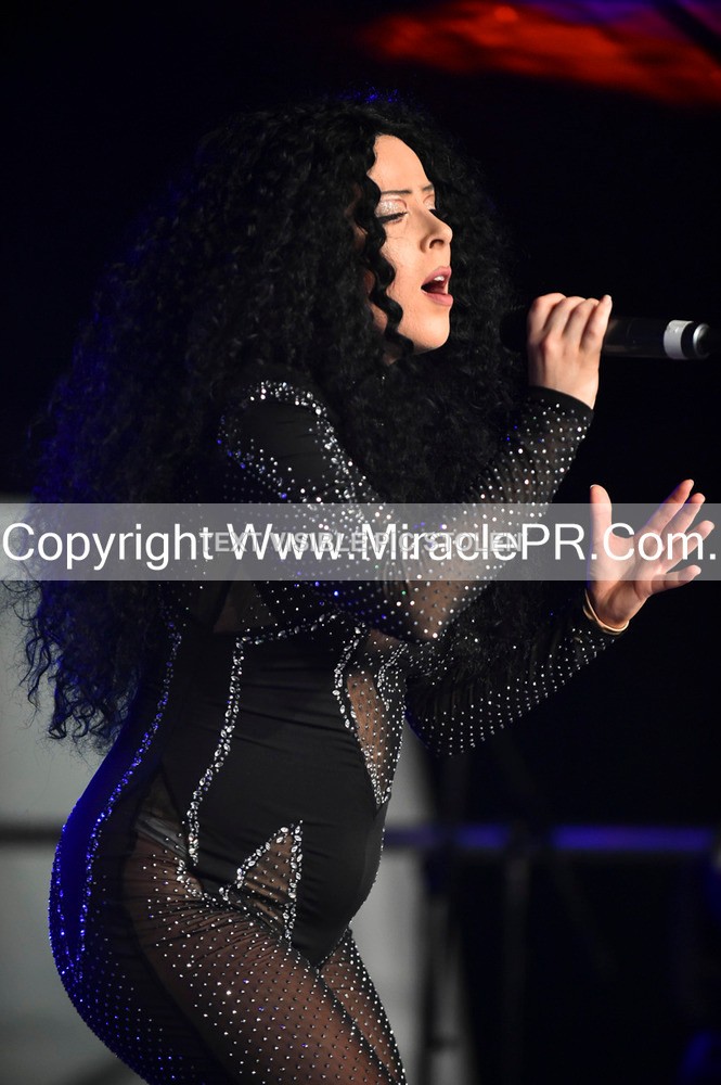 SH4_6494 - The Cher Experience