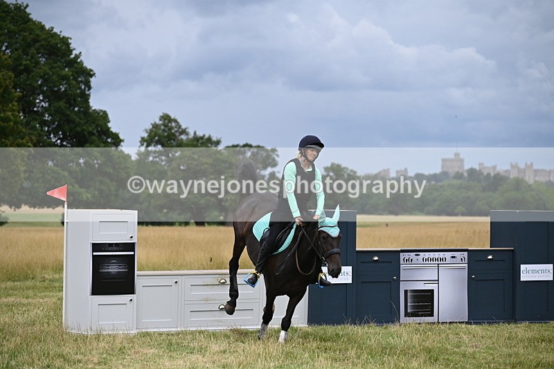 WJ6_4550 - Time at Jump 13:04 to 13:34