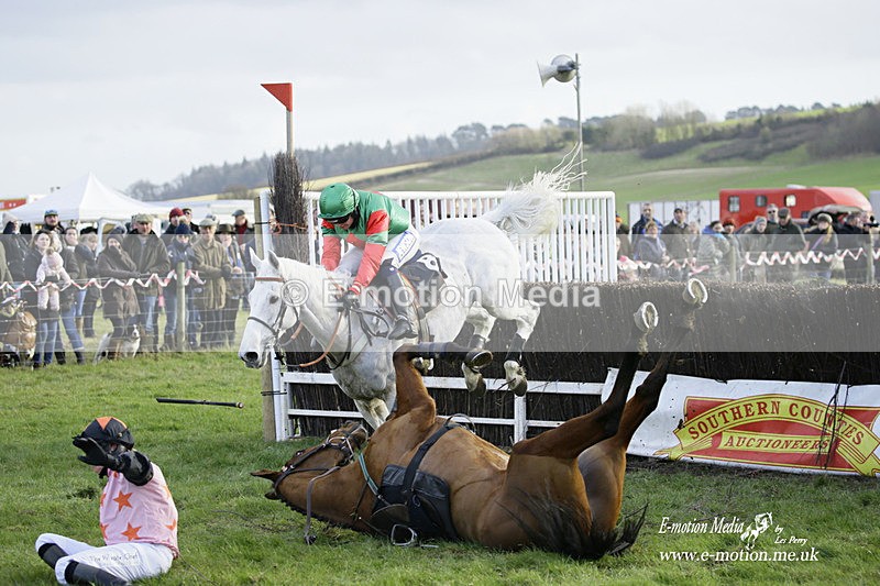 PtP 300122 525 - South Dorset Hunt - Point-to-Point Races 30/01/2022