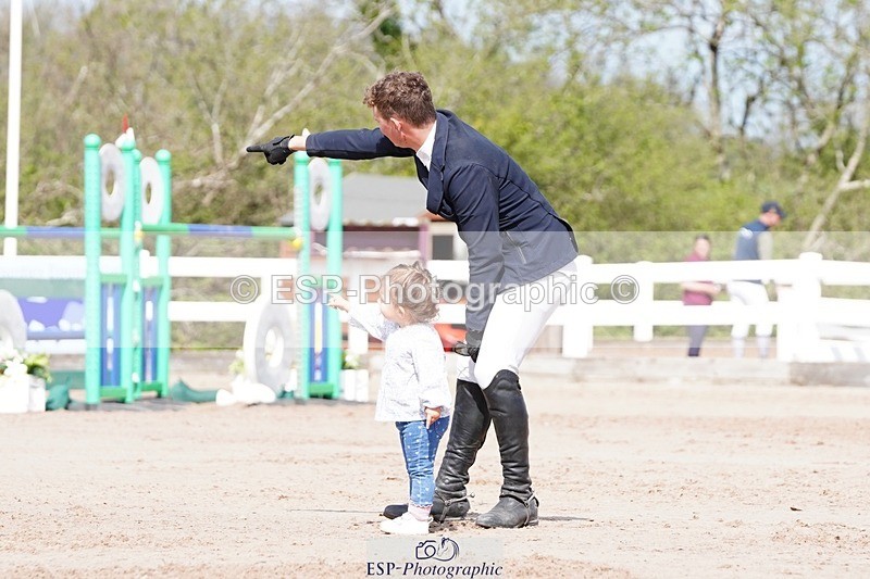 250427-105648-16093 - Cls 4 - 2 Star Small Tour